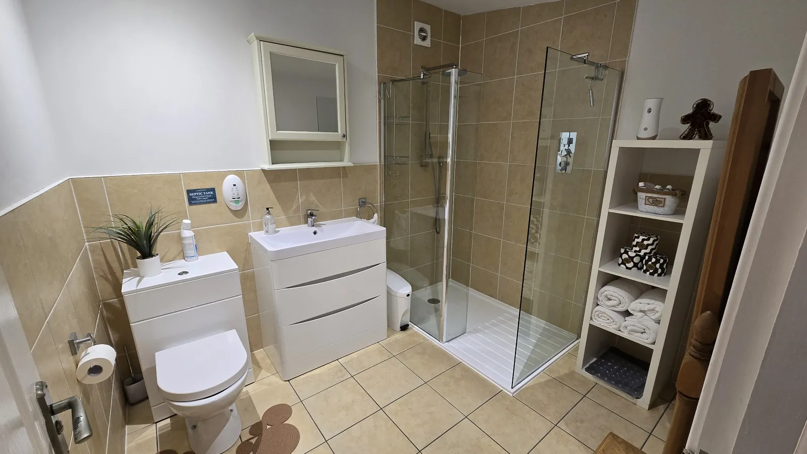 Shower room, Meadows 1